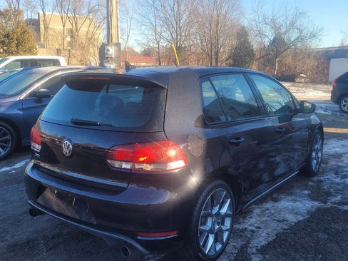 Used 2013 Volkswagen Golf 4-Door image 8
