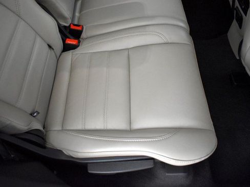Used 2019 Ford Escape Titanium AWD/4WD image 35