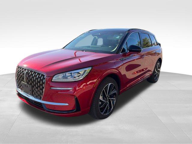Certified 2025 Lincoln Corsair Grand Touring w/ Equipment Group 301A AWD/4WD image 4