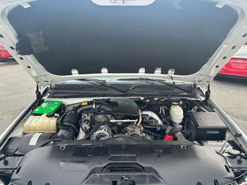 Used 2006 GMC Sierra 2500 W/T w/ Heavy-Duty Power Package RWD image 20