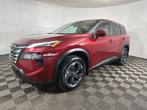 Certified 2026 Nissan Rogue SV AWD/4WD image 8