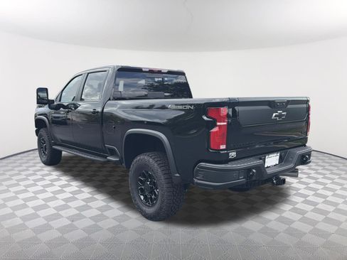 New 2026 Chevrolet Silverado 2500 ZR2 w/ ZR2 Bison Edition AWD/4WD image 7
