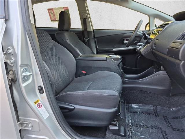 Used 2016 Toyota Prius V Two FWD image 19