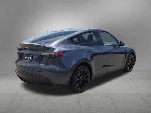 Used 2023 Tesla Model Y Long Range AWD/4WD image 6