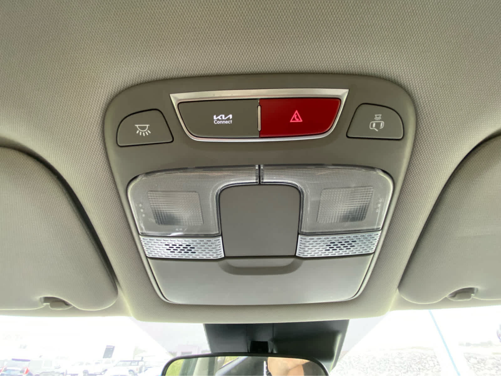 Used 2024 Kia Telluride S FWD image 28