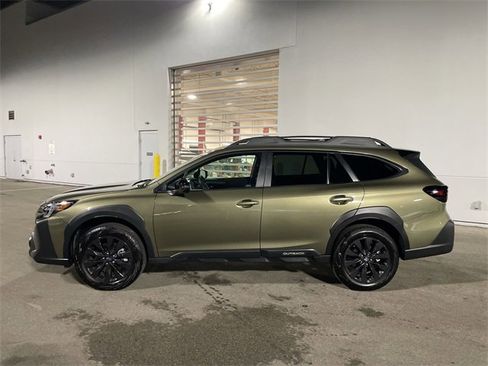 Used 2025 Subaru Outback Onyx Edition image 2