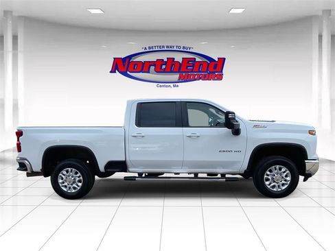 Used 2024 Chevrolet Silverado 2500 LT image 8