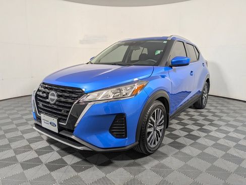 Used 2024 Nissan Kicks SV FWD image 4