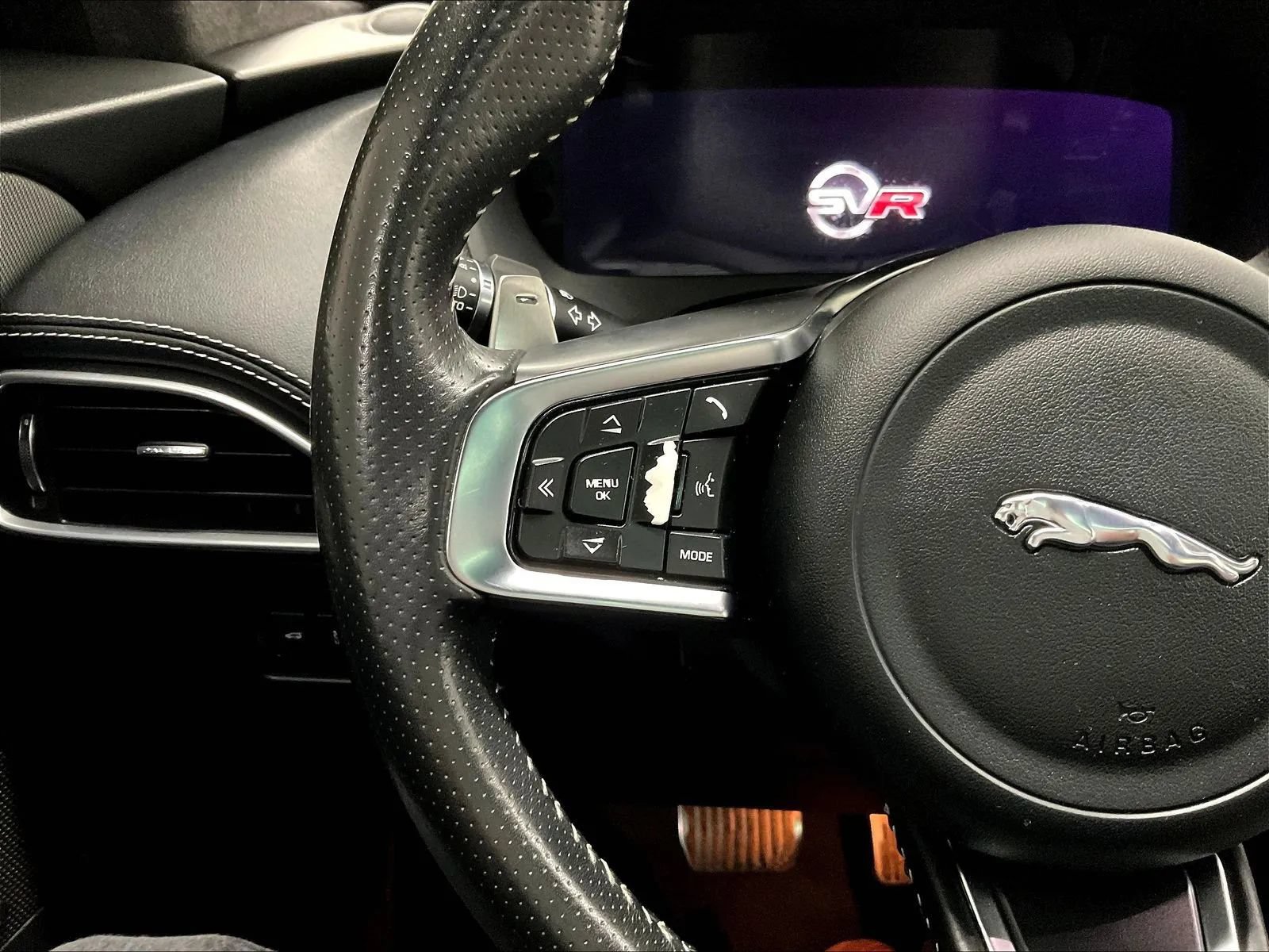 Used 2020 Jaguar F-PACE SVR AWD/4WD image 20
