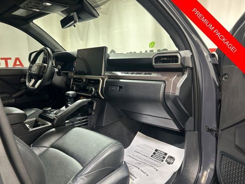 Used 2024 Toyota Tacoma TRD Off-Road w/ TRD Off Road Premium Package image 10