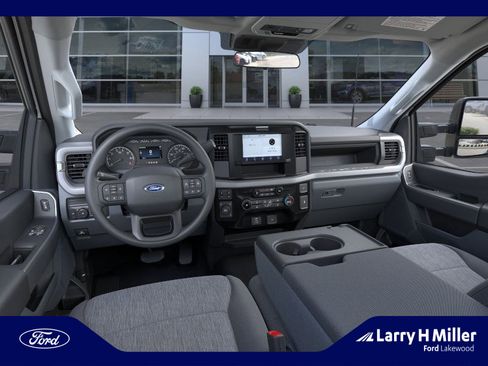 New 2026 Ford F250 XL w/ XL Chrome Package image 9