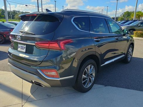 Used 2020 Hyundai Santa Fe SEL w/ Convenience + Premium Package FWD image 5