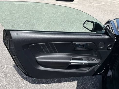 Used 2017 Ford Mustang Premium RWD image 14