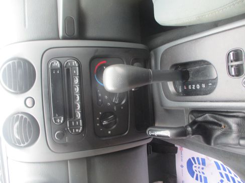 Used 2007 Jeep Liberty Sport image 12