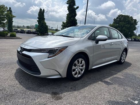 Used 2024 Toyota Corolla LE FWD image 14