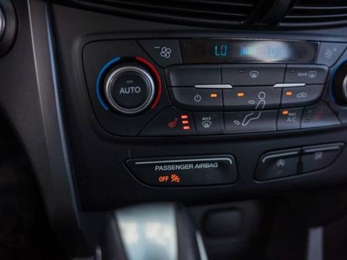 Used 2019 Ford Escape SEL AWD/4WD image 25