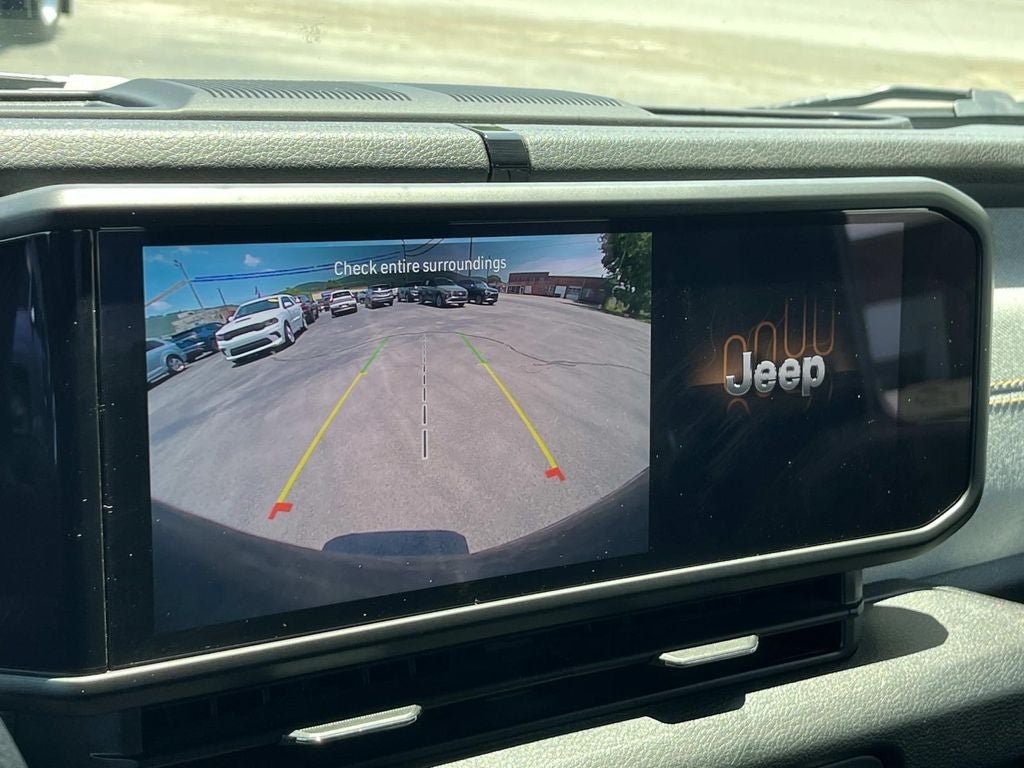 Used 2025 Jeep Wrangler Sport AWD/4WD image 24