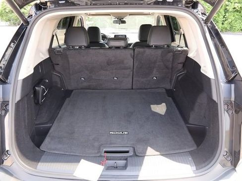 Certified 2023 Nissan Rogue SV w/ SV Premium B Package AWD/4WD image 7
