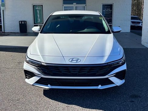 New 2026 Hyundai Elantra SE image 22