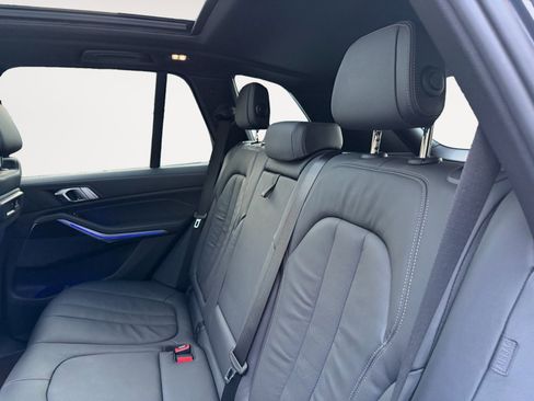 Used 2019 BMW X5 xDrive40i w/ Convenience Package image 18