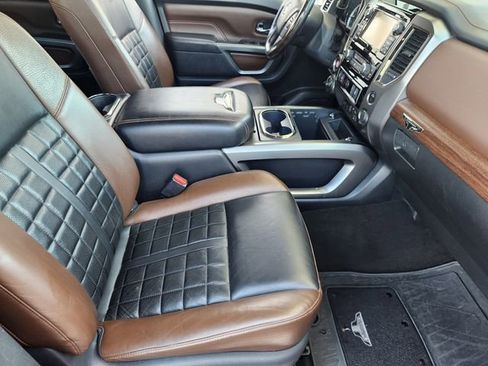 Used 2018 Nissan Titan Platinum Reserve w/ Platinum Utility Package image 11