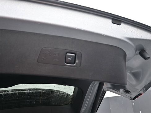 Used 2022 Lincoln Corsair AWD w/ Premium Package image 7