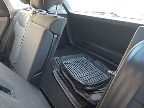 Used 2023 Volkswagen Taos S image 23