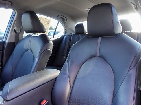 Used 2023 Toyota Camry XLE image 25