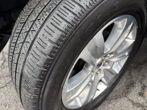 Used 2019 Ford F150 Platinum image 16