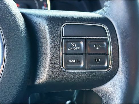 Used 2017 Jeep Wrangler Sahara w/ Mopar Chrome Edition Group image 27