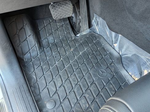 Certified 2024 Mercedes-Benz GLE 450 4MATIC w/ AMG Line Exterior image 18