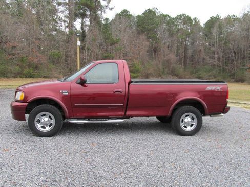 Used 2003 Ford F150 XLT image 3