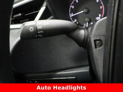 Certified 2023 Toyota Corolla LE image 22