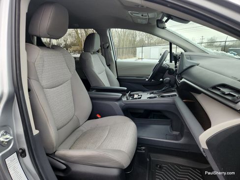 Used 2024 Toyota Sienna LE image 22