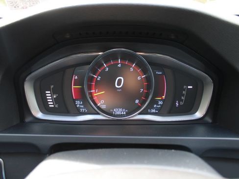 Used 2015 Volvo S60 T5 Premier image 40