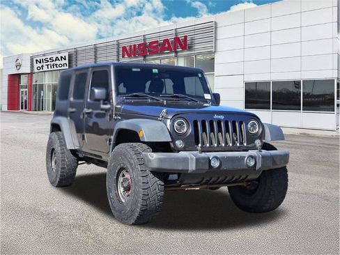 Used 2018 Jeep Wrangler Unlimited Sport w/ Connectivity Group image 1