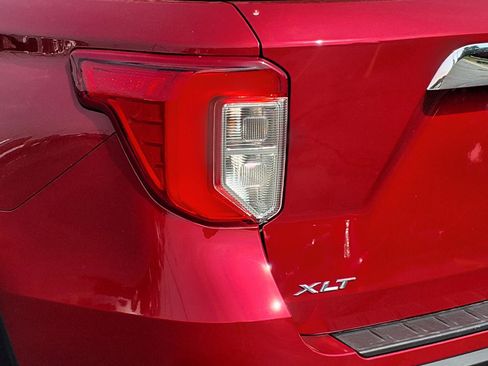Used 2023 Ford Explorer XLT w/ Equipment Group 202A AWD/4WD image 25