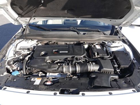 Used 2018 Honda Accord EX-L image 32