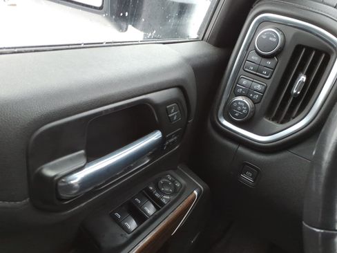 Used 2021 Chevrolet Silverado 2500 High Country image 19