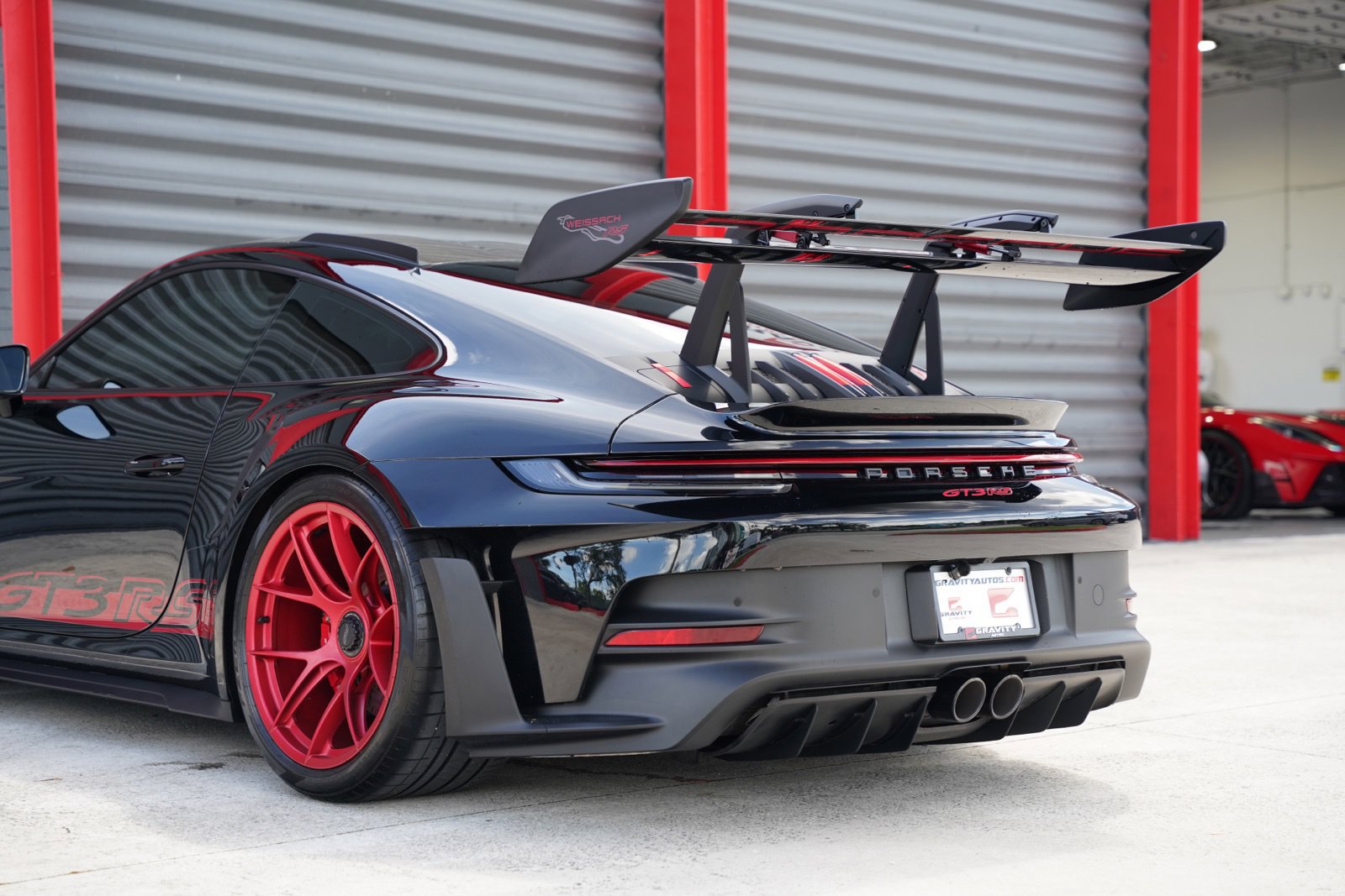 Used 2025 Porsche 911 GT3 RS w/ Weissach Package RWD image 25