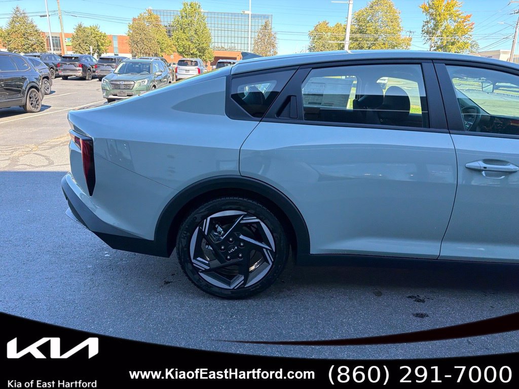 New 2026 Kia K4 EX FWD image 7