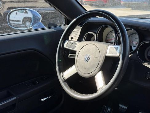Used 2010 Dodge Challenger R/T RWD image 13