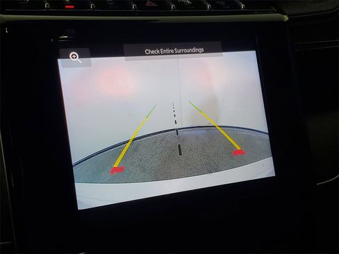 Used 2023 Jeep Grand Cherokee L Altitude image 17