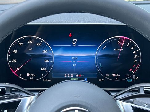 New 2025 Mercedes-Benz GLC 350e 4MATIC image 29