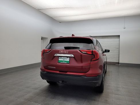 Used 2018 GMC Terrain SLE w/ Driver Convenience Package image 7