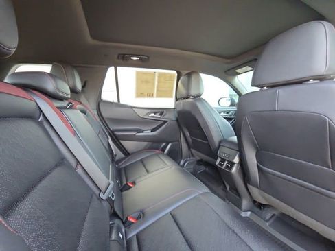Used 2025 Chevrolet Equinox RS w/ Convenience Package III image 28