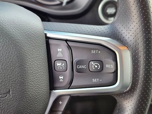 New 2026 RAM 1500 Express AWD/4WD image 16