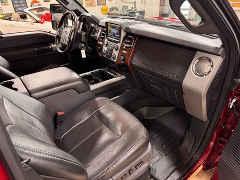 Used 2015 Ford F250 Lariat w/ Lariat Ultimate Package image 21
