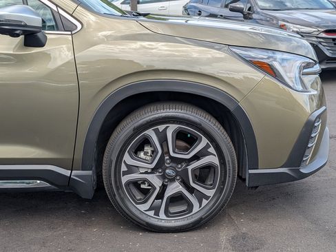 Used 2023 Subaru Ascent Touring AWD/4WD image 8