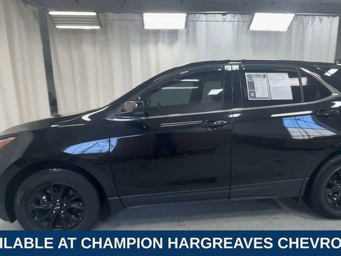 Used 2020 Chevrolet Equinox LT w/ Driver Convenience Package image 6